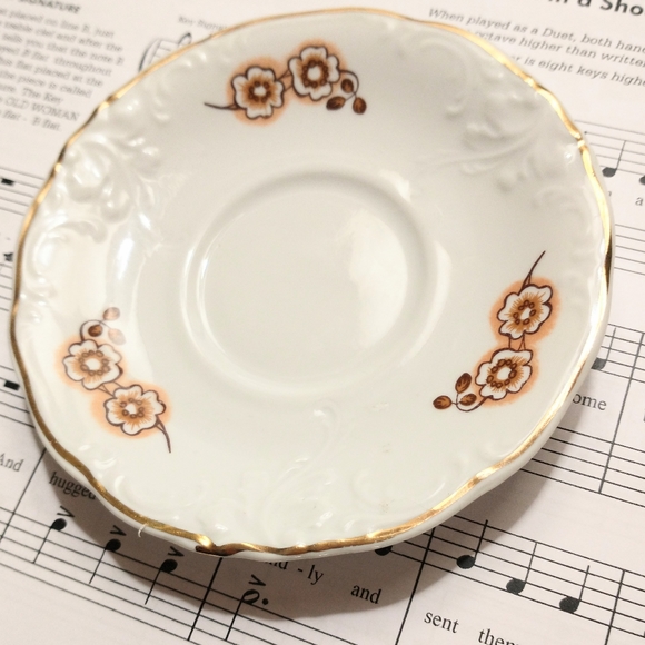 Wawel China Made in Poland gold rim plate - Picture 2 of 5